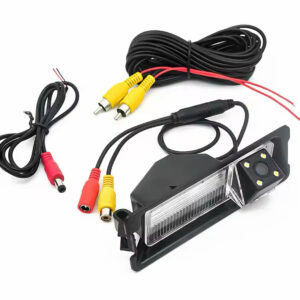Luz de Chapa Con Cámara de Retroceso